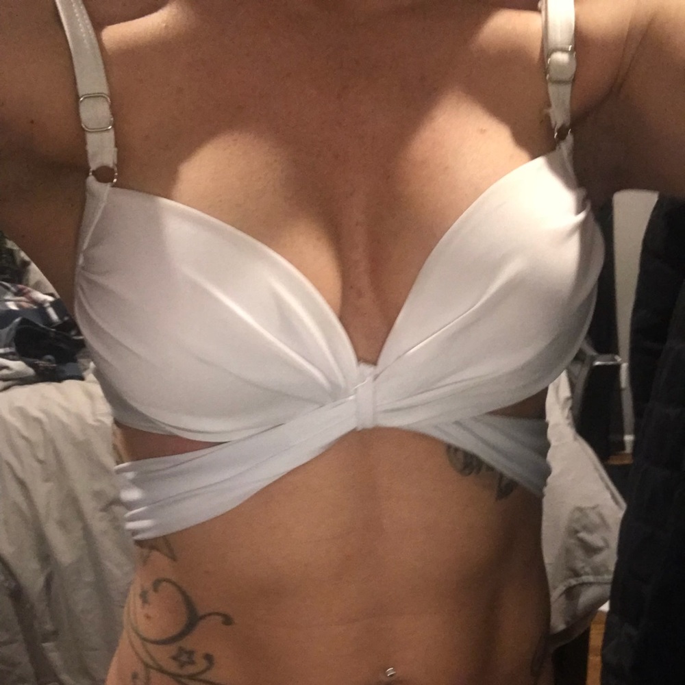 Bikini Top - Picture 6 of 8